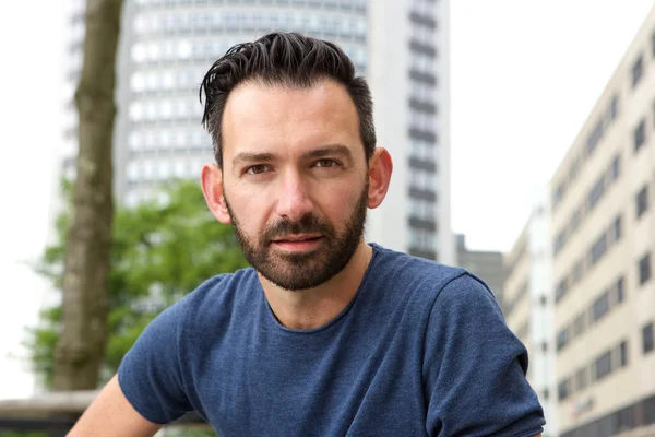 Portrait de l'homme d'âge moyen avec barbe — Photo