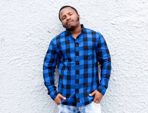 African american man in blauw shirt — Stockfoto