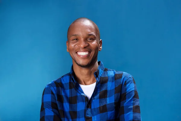 젊은 아프리카 남자 웃음 — 스톡 사진