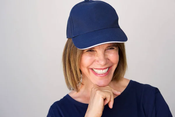 Mujer con gorra azul —  Fotos de Stock