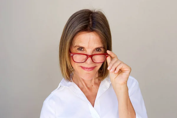 Професійна жінка в окулярах — стокове фото