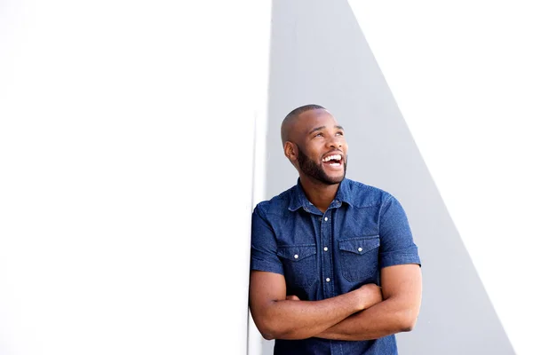 Jovem afro-americano cara — Fotografia de Stock