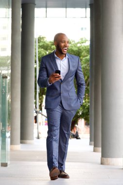 yakışıklı Afrika işadamı 