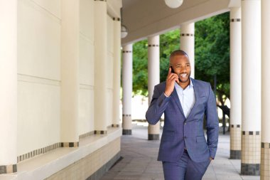 Genç Afrikalı iş adamı