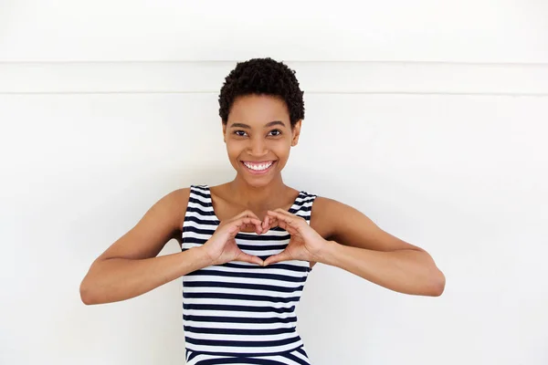 Femme africaine souriante — Photo