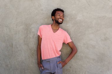 çekici bir Afrikalı-Amerikalı adam