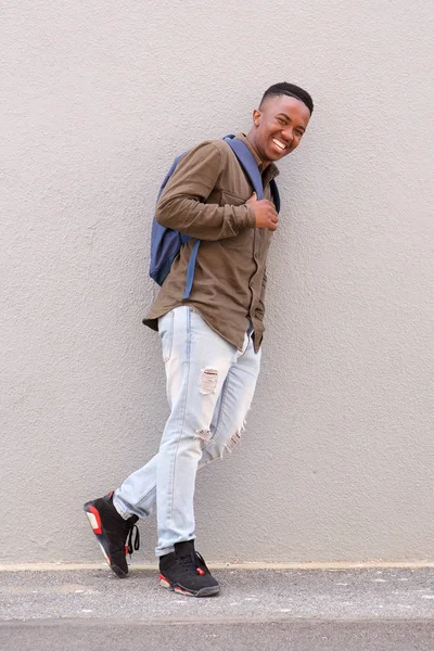 Smiling african american student — Stock Photo, Image