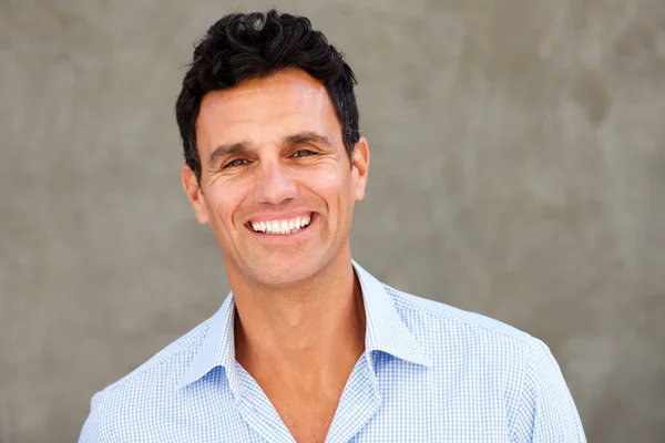 Handsome casual businessman smiling — Stock Photo, Image