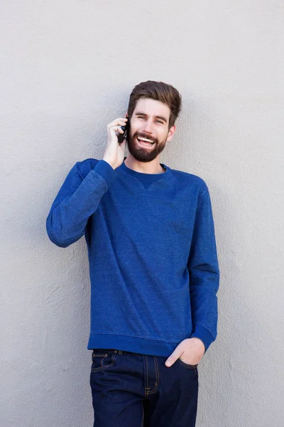 Man talking on mobile phone — Stock Photo, Image