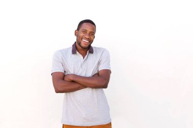 Gülümseyen genç Afrika adam