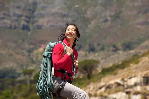 Asian female climber — Stock Photo, Image