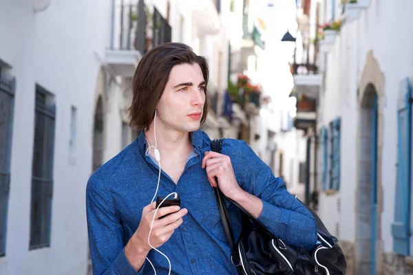 Yakışıklı erkek ol kapatın 