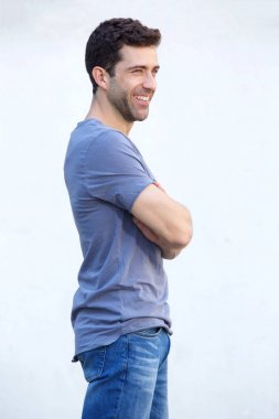 Yakışıklı genç adam. 