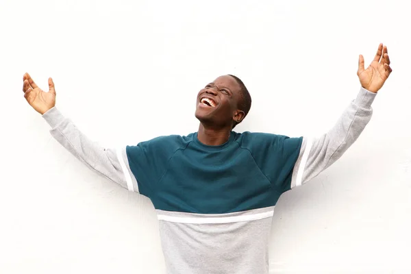 Porträtt Unga Afroamerikanska Man Tittar Upp Med Armarna Vidöppna Vit — Stockfoto