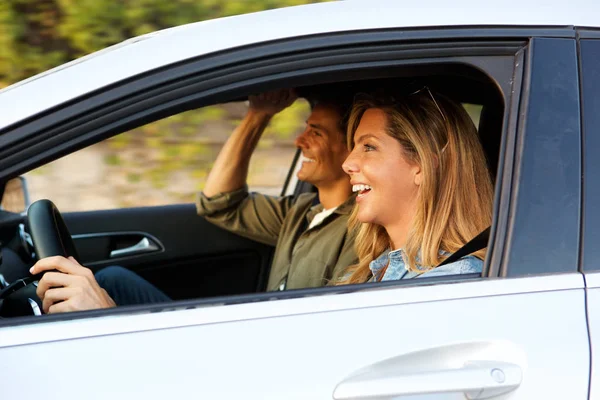 Close Portrait Side Attractive Pair Laughing Car Road Trip — Stock Photo, Image
