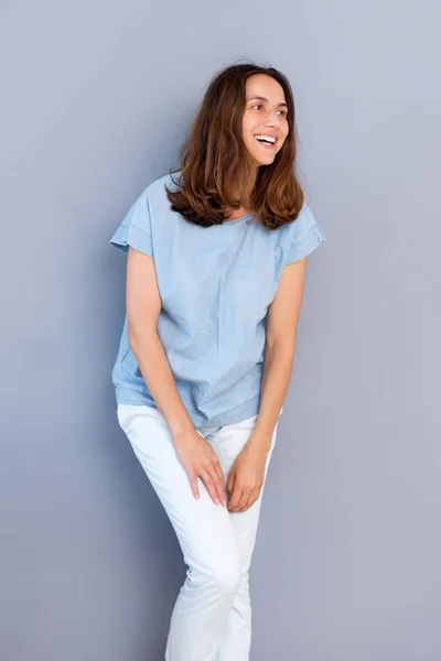 Portrait Happy Older Woman Laughing Gray Wall — Stock Photo, Image