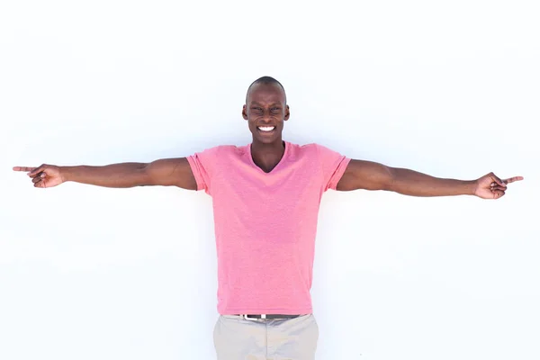 Portret Van Gelukkig Afro Amerikaanse Man Met Uitgestrekte Armen — Stockfoto