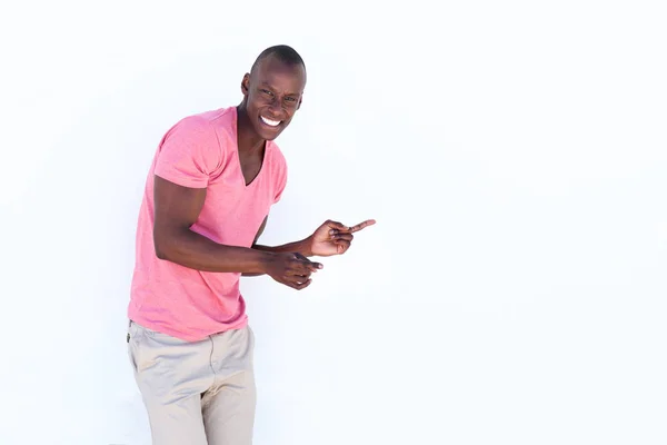 Πορτρέτο Του Χαρούμενα Αφρικής Άνδρας Επισημαίνοντας Δάχτυλα Στο Αντίγραφο Χώρο — Φωτογραφία Αρχείου