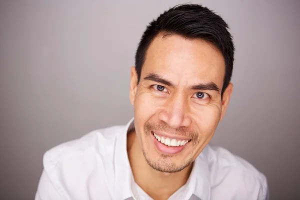 Close Middle Aged Asian Man Face Looking Camera Smiling — Stock Photo, Image