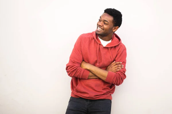 Retrato Feliz Afro Americano Homem Rindo Com Braços Cruzados Por — Fotografia de Stock