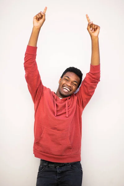 Retrato Homem Africano Feliz Com Mãos Levantadas Apontando Para Fundo — Fotografia de Stock