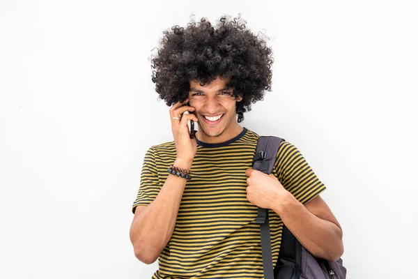 Portret Van Knappe Jonge Noord Afrikaanse Man Glimlachend Terwijl Hij — Stockfoto