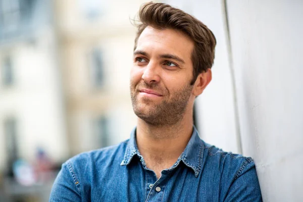 Close Portrait Older Man Leaning Wall Looking Away — Stock Photo, Image