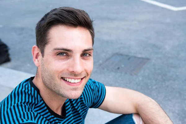 Close Portrait Handsome Young Man Smiling City — Stock Photo, Image