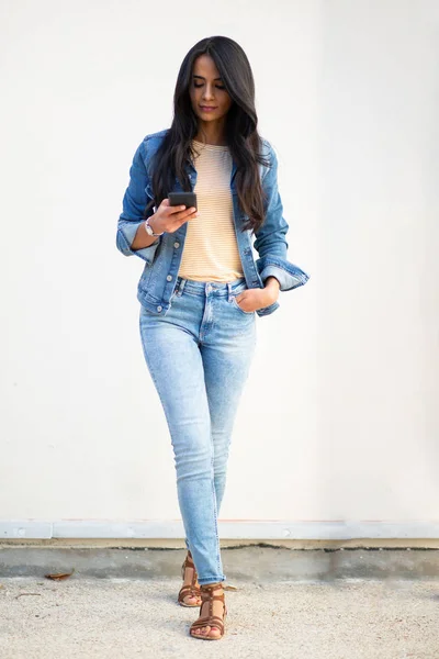 Full Length Portrait Beautiful Young Latin Woman Looking Cellphone White — ストック写真