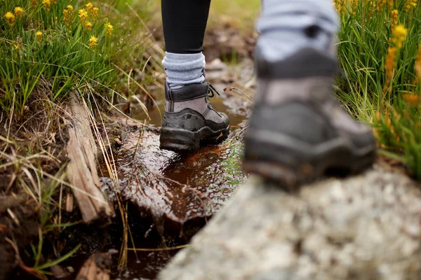 Hiker Walking Wet Trail Outdoors — Stock Photo, Image