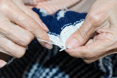 Ayrıntılı bir kişinin örgü