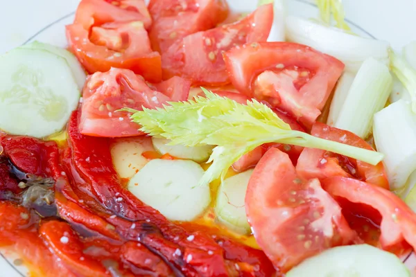 Pimentos e salada de tomate — Fotografia de Stock