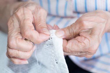 Bakım evinde yaşlı kişi