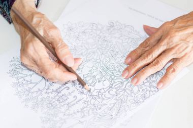 Yaşlı zihinsel egzersiz