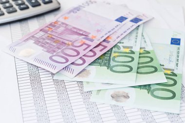 Grafik para ile finansman