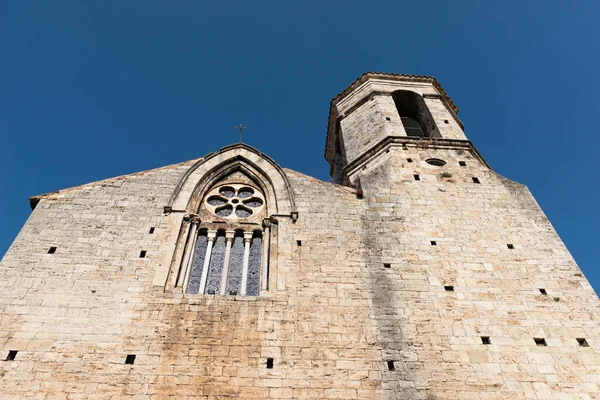 Girona 'daki Besalu kasabasının kiliseleri — Stok fotoğraf