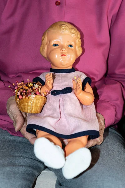 Old doll of the early 1900s — Stock Photo, Image