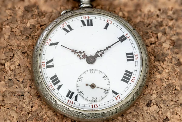 Reparación y restauración de relojes — Foto de Stock