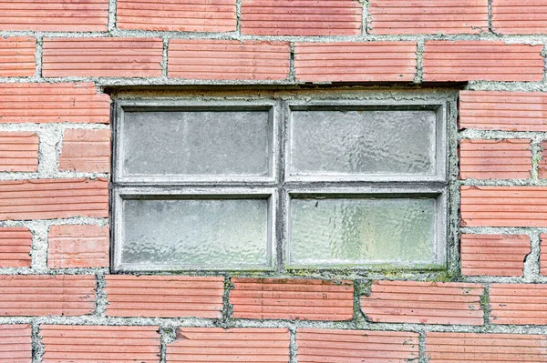 Dettaglio Una Vetrata Vecchio Muro Mattoni — Foto Stock