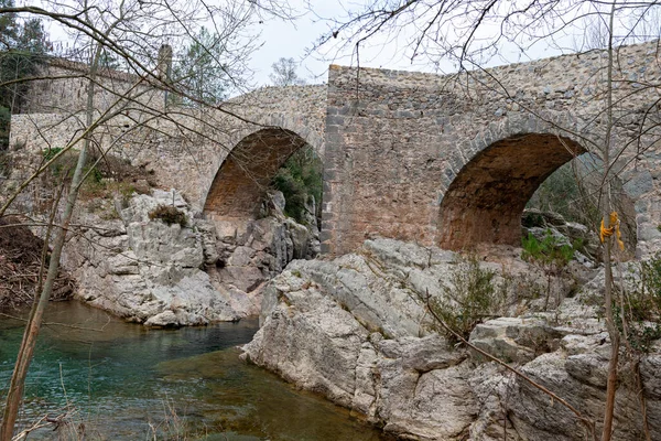 Szczegóły Budowy Średniowiecznego Mostu Przejścia Przez Rzekę — Zdjęcie stockowe