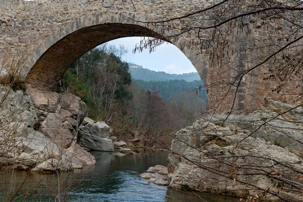 Szczegóły Budowy Średniowiecznego Mostu Przejścia Przez Rzekę — Zdjęcie stockowe