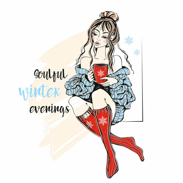 En tjej i en tröja och stickade strumpor med en mugg varmt te. Själfulla vinterkvällar. Inskriptionen. Vektor — Stock vektor