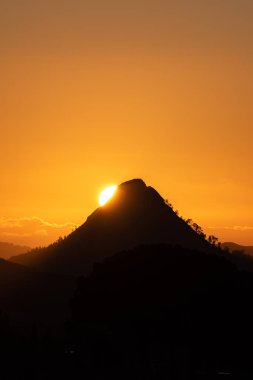 Monte Formaggio, Mazzarino, Caltanissetta, Sicilya, İtalya, Avrupa 'da gündoğumu