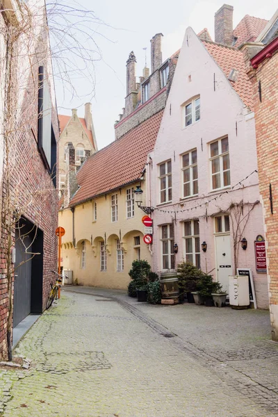 Architectuur van bicked straat van de stad Brugge in Belgie — Stockfoto
