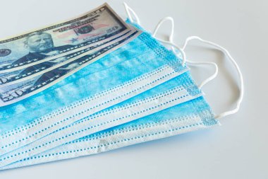 Tıbbi maskelerin fiyatını arttırma kavramı.