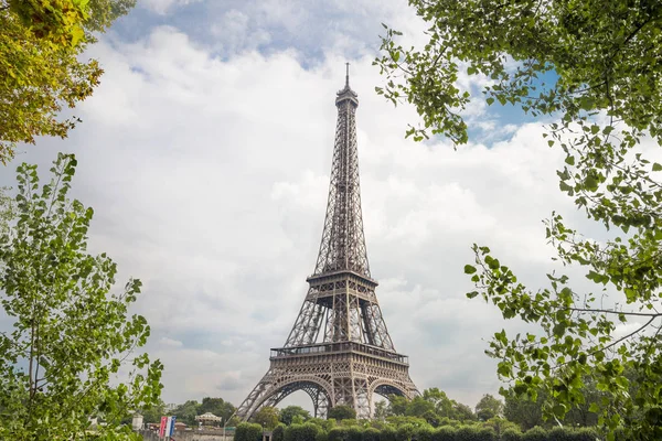 Vue sur la Tour Eiffel. — Photo