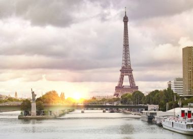 Eiffel tower sunset.