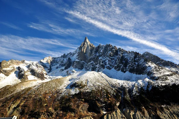 Aiguille du Dru v masivu Montblanc, francouzské Alpy — Stock fotografie
