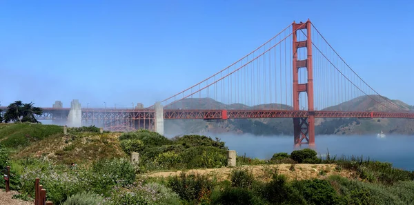 Vue panoramique classique du célèbre Golden Gate Bridge en été, San Francisco, Californie, USA — Photo