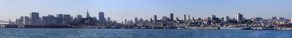 Panorama de San Francisco et Bay Bridge pris de Treasure Island — Photo